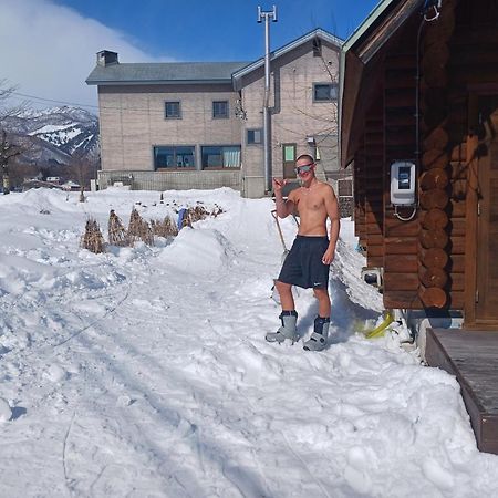 Log Cottage Villa Happo Hakuba Bagian luar foto