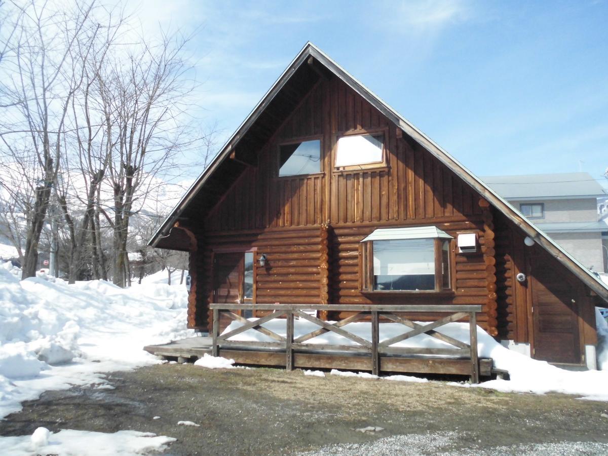 Log Cottage Villa Happo Hakuba Bagian luar foto