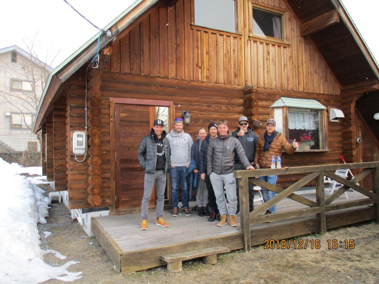 Log Cottage Villa Happo Hakuba Bagian luar foto